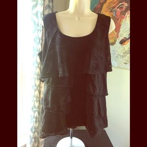 EUC - Liz Claiborne tiered tank top